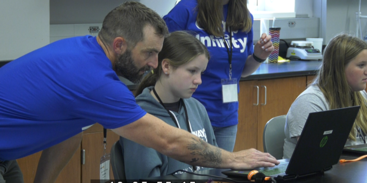 When school starts next week, most kids will have the essentials…pencil, paper, notebooks, maybe a laptop computer. But are they returning to class with their optimum health? Not only physically, but emotionally as well.