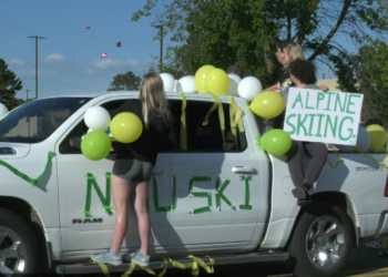 IT'S HOMECOMING WEEK AT NORTHERN MICHIGAN UNIVERSITY, AND THAT MEANS A HOMECOMING PARADE. DOZENS OF STUDENT ORGANIZATIONS MARCHED UP THIRD STREET THIS EVENING, TO CELEBRATE THE ANNUAL TRADITION AND MARK THE 125TH ANNIVERSARY OF THE UNIVERSITY'S FOUNDING IN 1899.