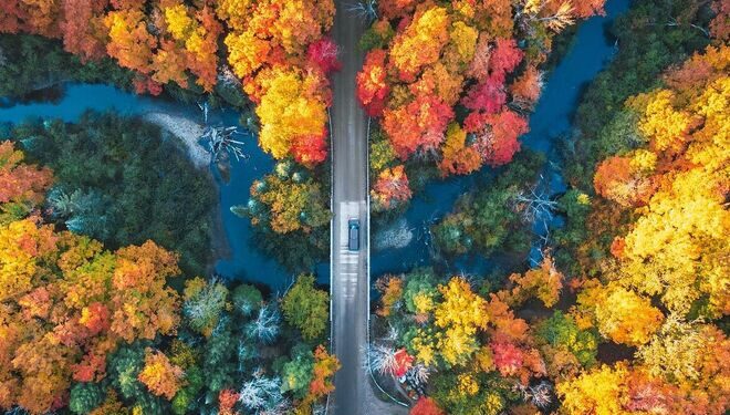 (Photo courtesy of @a.carpenter_photography) 10 best places to see fall colors in the United States