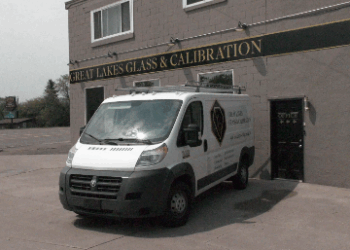 In collaboration with Accelerate UP, the Lake Superior Community Partnership (LSCP) assisted Great Lakes Glass & Calibration with a ribbon cutting to celebrate its grand opening in a new location along us 41 in Ishpeming.