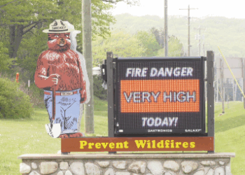 With dry conditions across the region and high winds, with low humidity expected to continue, much of the U.P. is under a wildfire red flag warning.