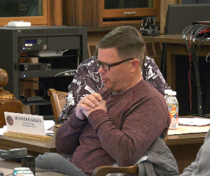 A controversial gender-definition resolution that was put before the Houghton County Board of Commissioners sparked hours of public comment and filled the Houghton County Courthouse to capacity last night.