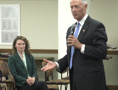Congressional hopeful Callie Barr, along with former Social Security Commissioner Martin O'Malley, were in Marquette Friday for a community forum about growing concerns over the future of the Social Security Administration.