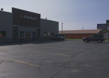 Ashley Furniture of Escanaba is located at 2222 North Lincoln Road.