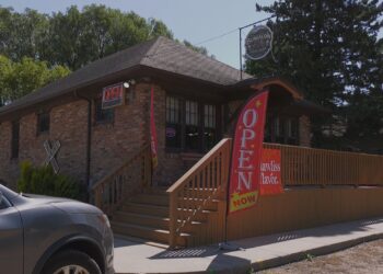 Bungalow Tavern is located at 403 North 17th Street