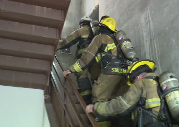 Kansas City firemen recreate 9/11 stair climb