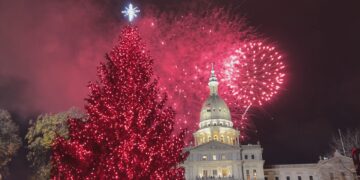 Silver Bells in the City 2024 celebration